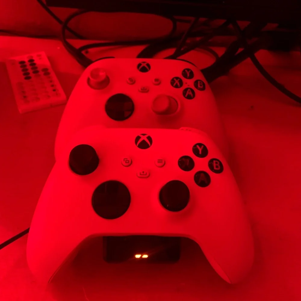Xbox dual charging station